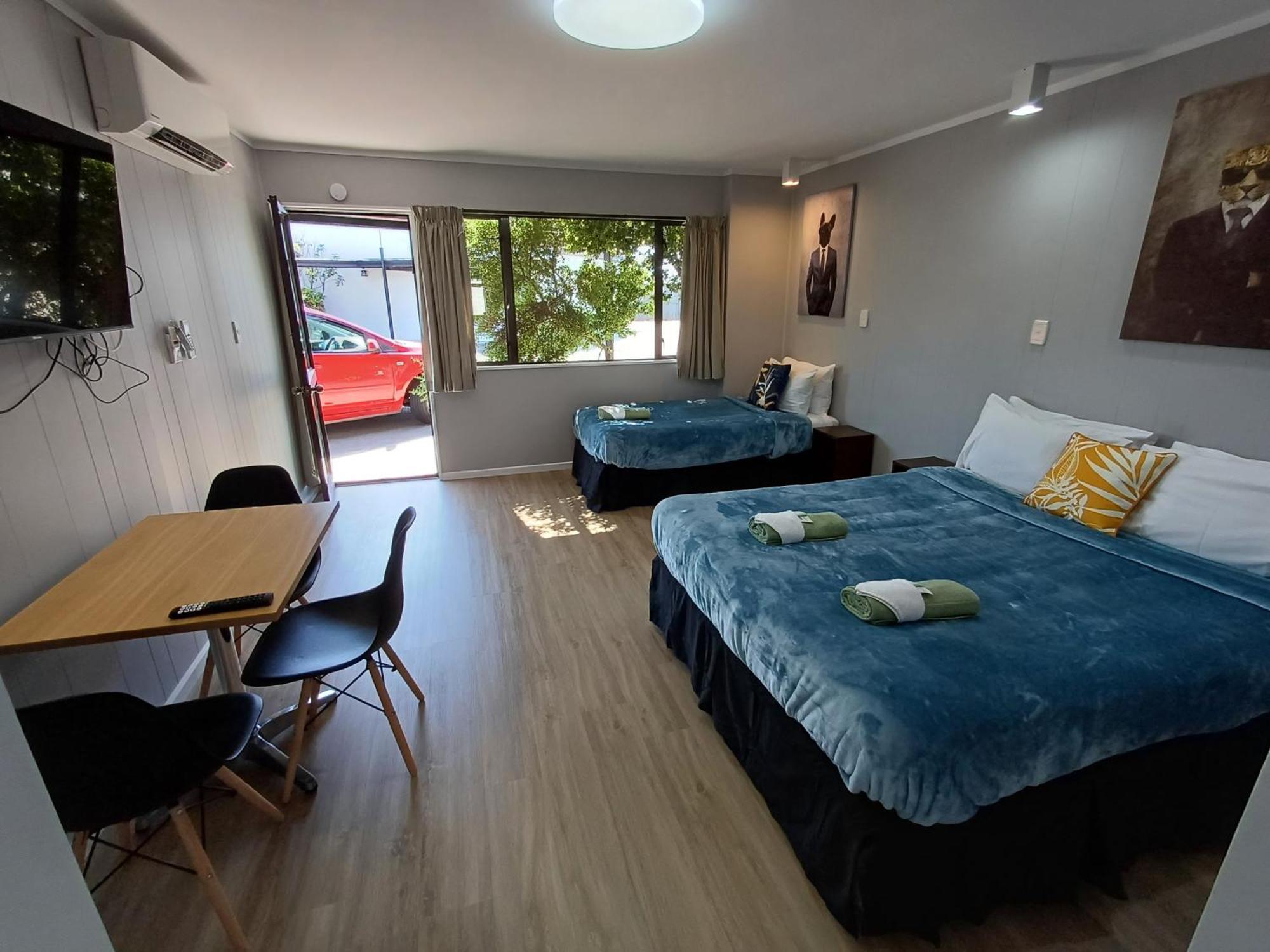 Gothic Heights Motel Крайстчерч Номер фото