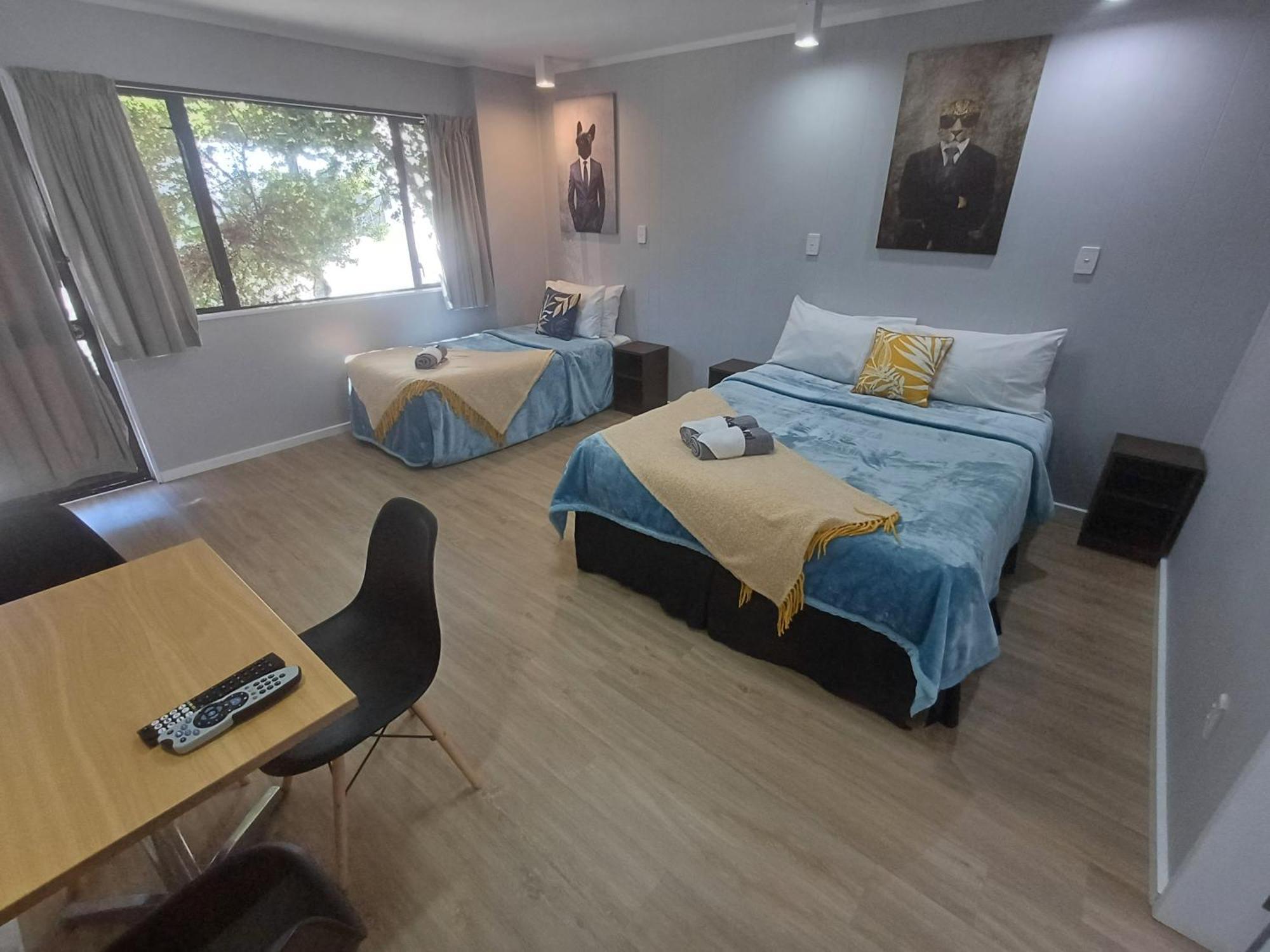 Gothic Heights Motel Крайстчерч Номер фото